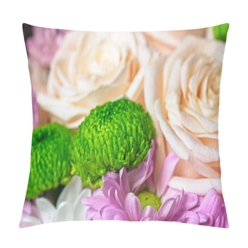 Personality  Close-up Green Aster Buds With Roses Pillow Covers