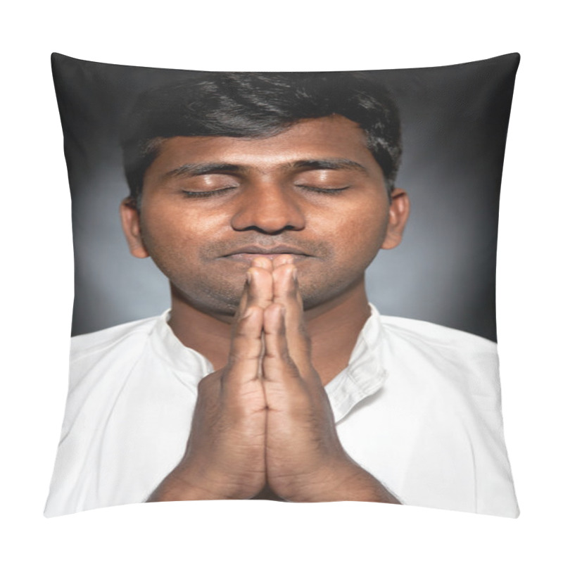 Personality  Indian Man Praying Pillow Covers