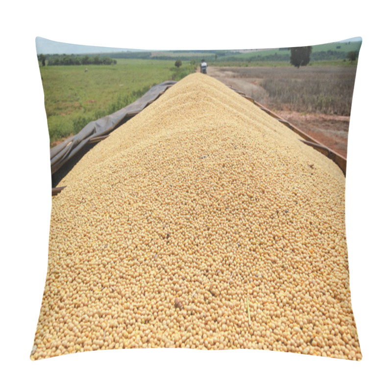 Personality  Trailer Of A Truck Fully Loaded With Soybeans Pillow Covers