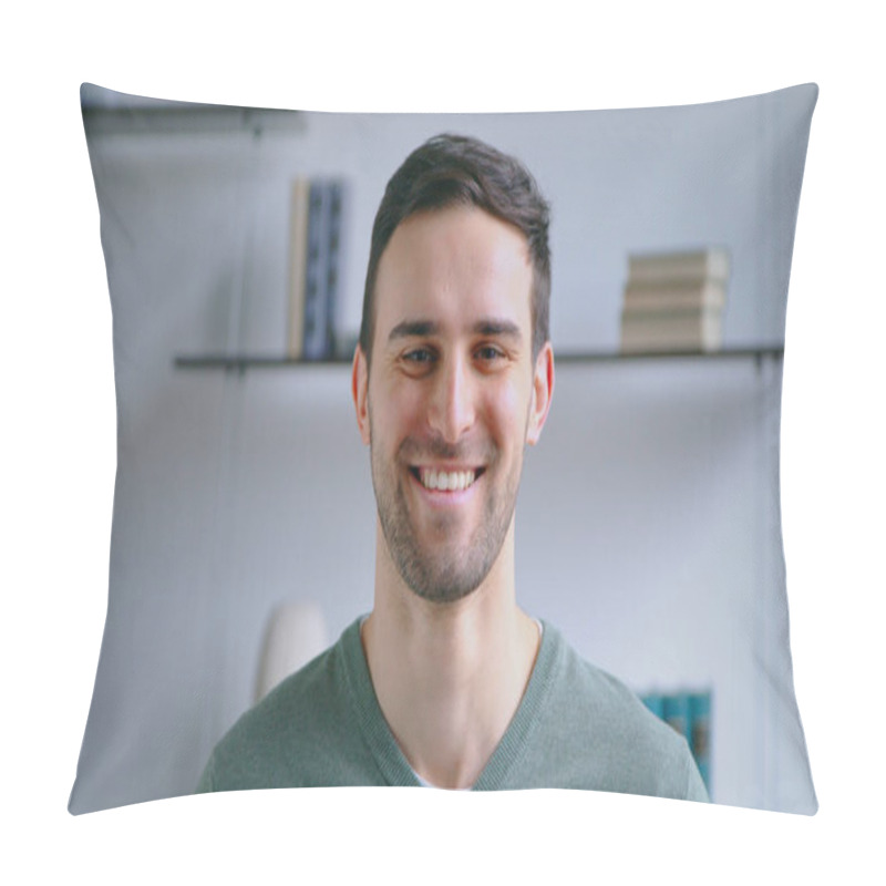 Personality  Smiling Man Looking At Camera In Office Pillow Covers