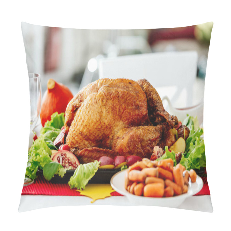 Personality  Close Up View Of Baked Turkey And Delicious Carrots For Thanksgiving Dinner Pillow Covers