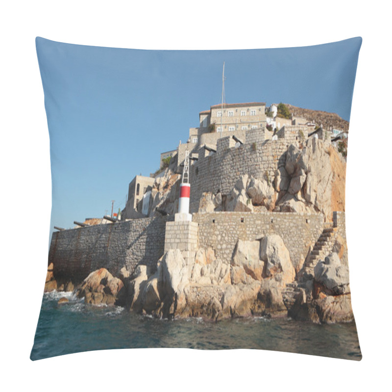 Personality  Hydra Harbour Defences Pillow Covers