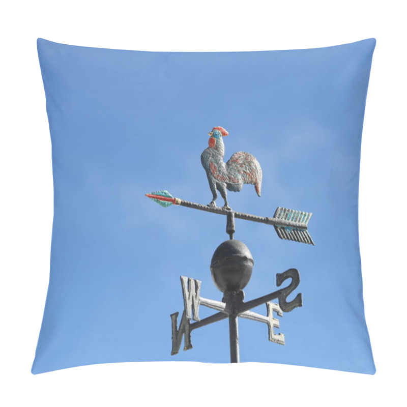 Personality  Weathervane To Mark The Wind With The Arrow Pillow Covers