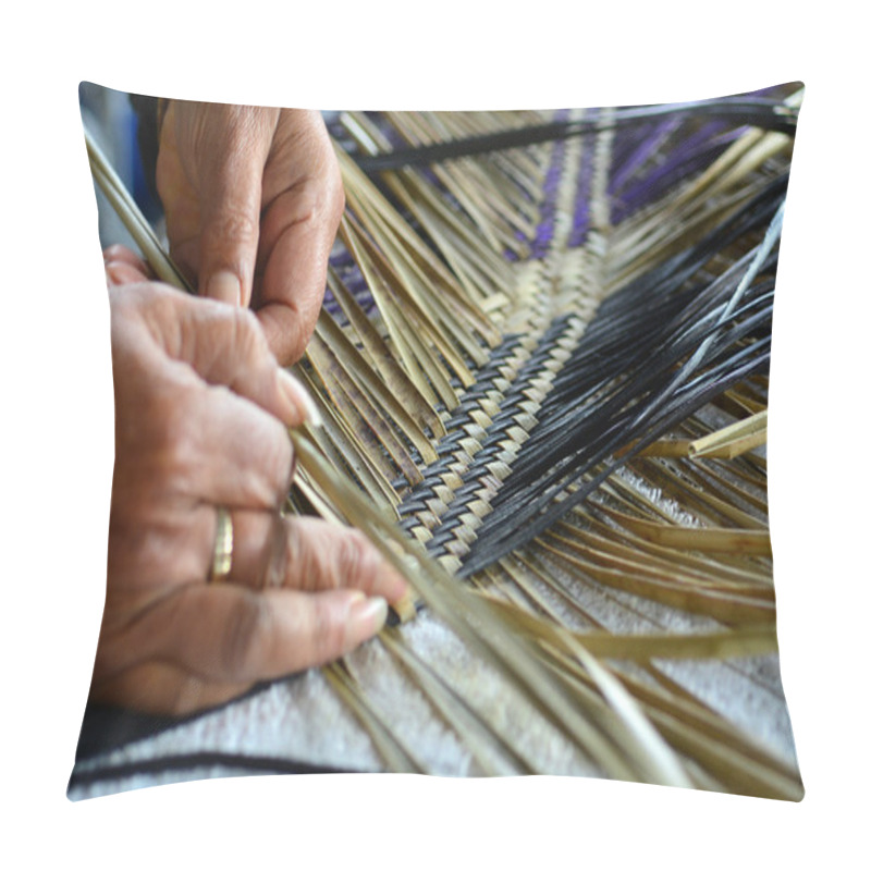 Personality  Maori Woven Artwork Pillow Covers