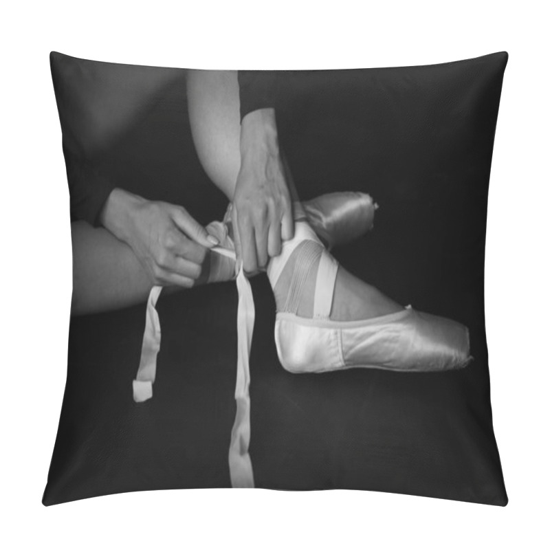 Personality  Legs Of Young Ballerina Who Puts On Pointe Shoes At Black Floor Background. Ballet Practice. Pillow Covers