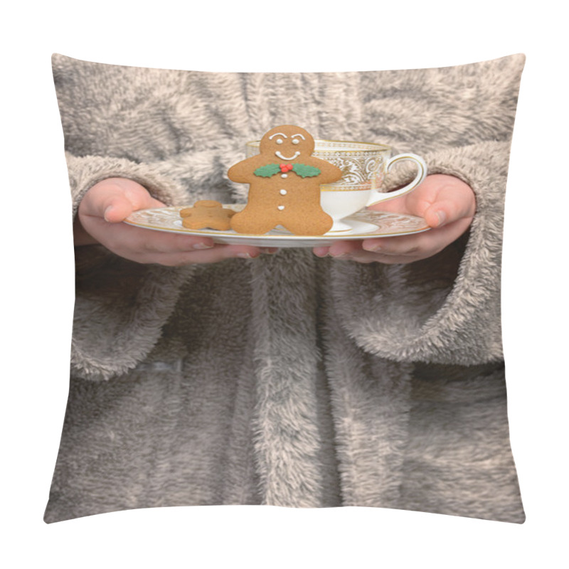 Personality  Holding Gingerbread Biscuits Pillow Covers