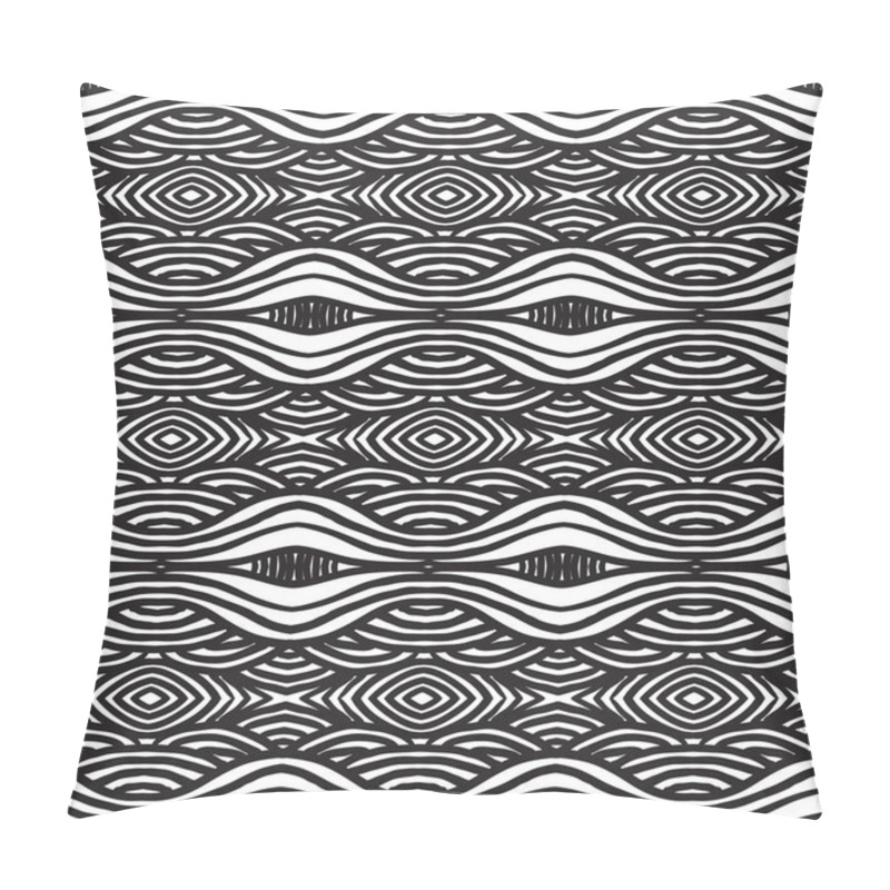 Personality  Geometrical Bold Pattern In Black And White Pillow Covers