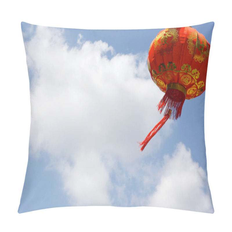 Personality  Red Chinese Lantern Against Blue Sky Pillow Covers