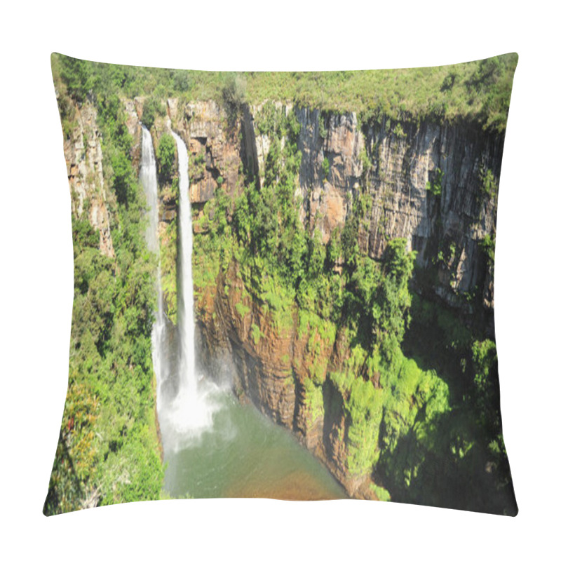 Personality  Macmac Waterfall In South Pillow Covers