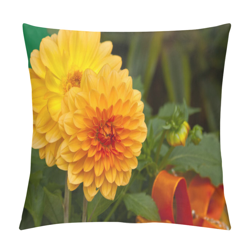 Personality  Dahlia Flower Pillow Covers