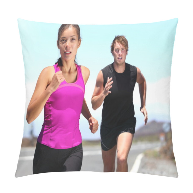 Personality  Runners - Couple Running Pillow Covers