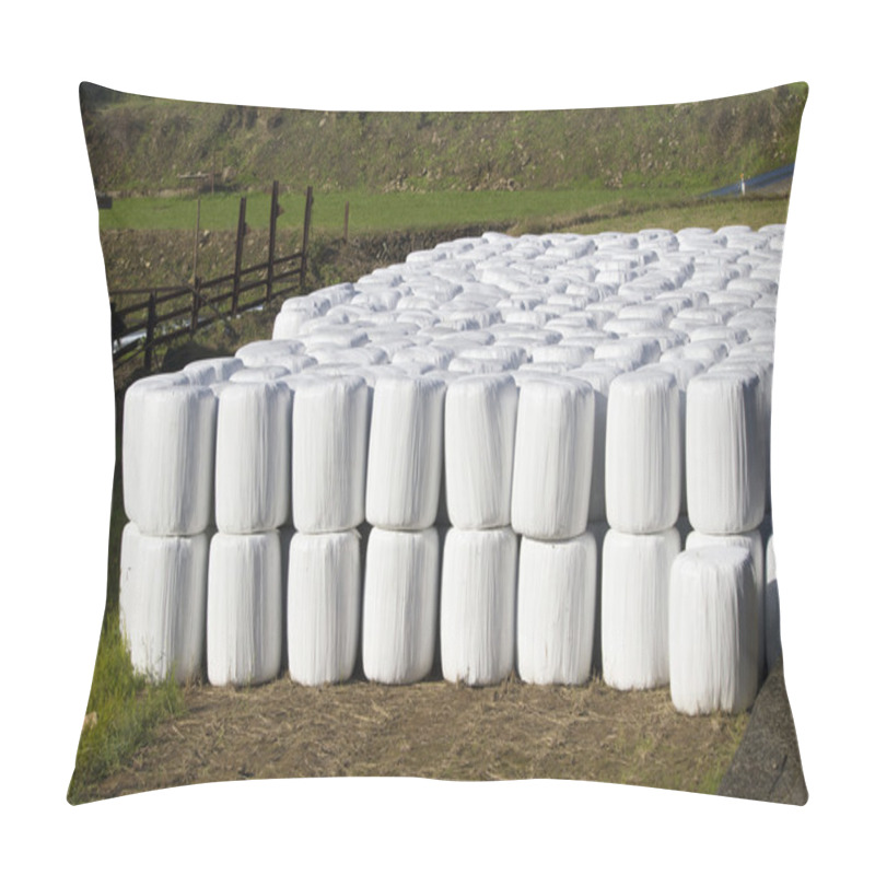 Personality  Wrapped Bale Silages Pillow Covers