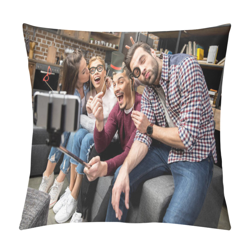 Personality  Friends Taking Selfie  Pillow Covers