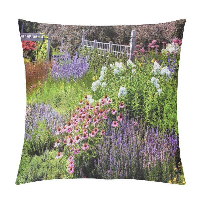 Personality  Annual Garden And The Minnesota Landscape Arboretum Pillow Covers