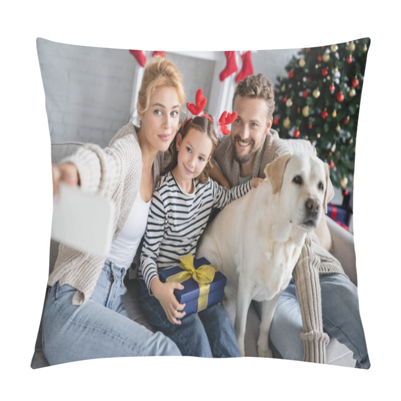 Personality  Smiling Family With Christmas Gift And Labrador Taking Selfie On Smartphone At Home  Pillow Covers