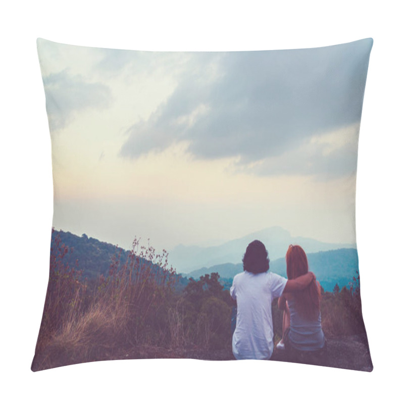 Personality  Natural Background Couples Lovers. The Sun Rises In The Morning On The Mountain.  Thailand Doi Inthanon Pillow Covers