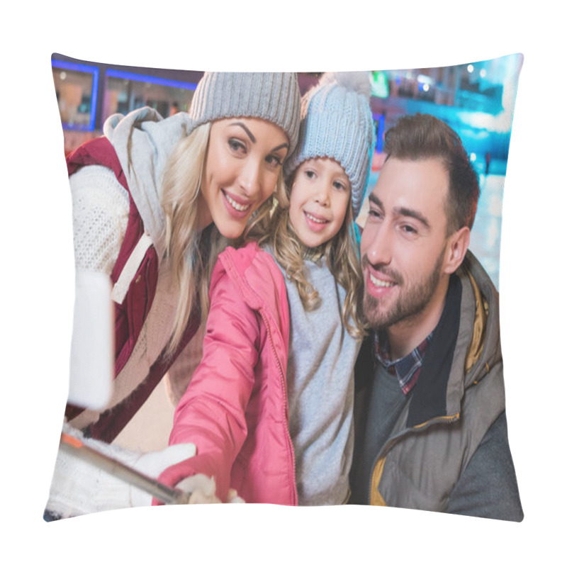 Personality  Happy Young Family Taking Selfie With Smartphone On Skating Rink Pillow Covers