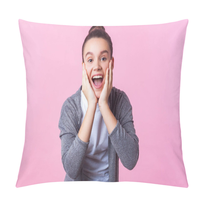 Personality  Wow, I Can't Believe! Portrait Of Pleasantly Surprised Brunette  Pillow Covers