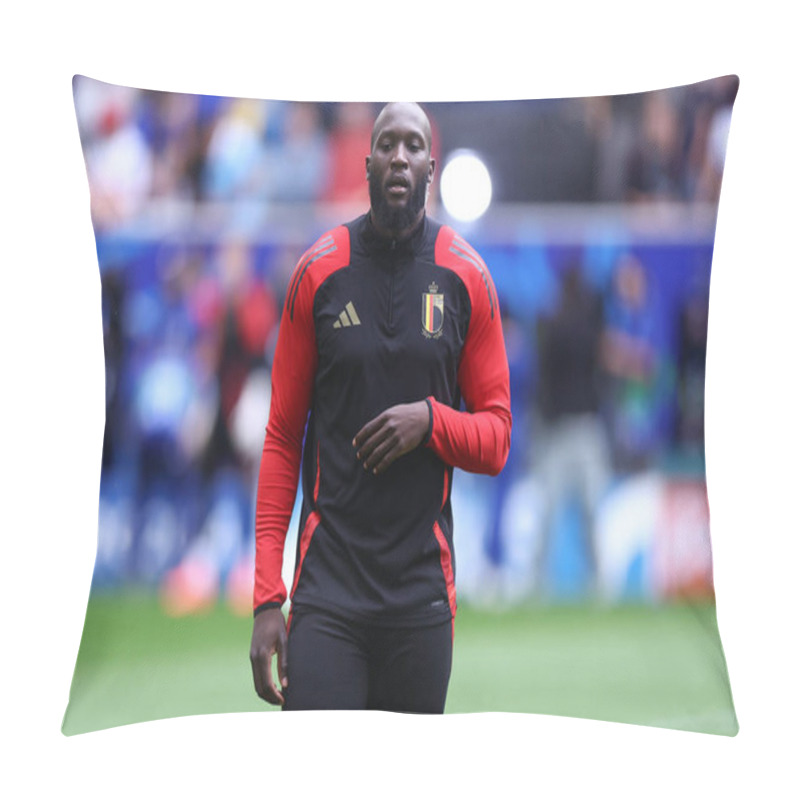 Personality  Dusseldorf, Germany, July 1, 2024 Romelu Lukaku Of Belgium During France And Belgium Euro 2024. Pillow Covers