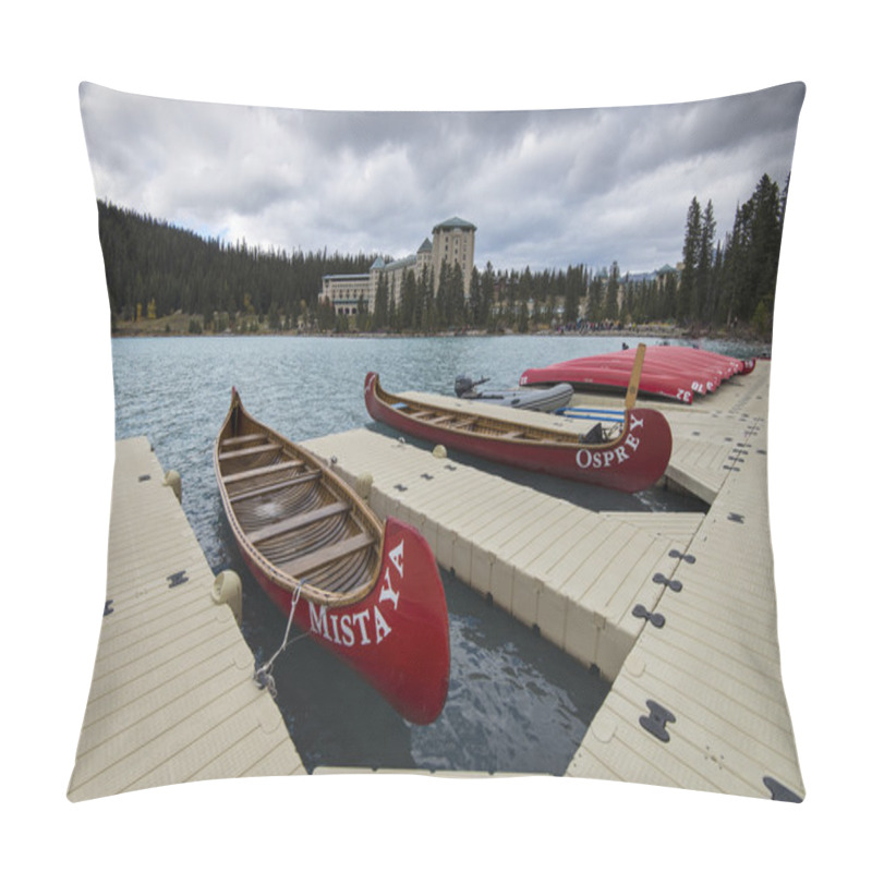 Personality  Canoes At Lake Louise Pillow Covers