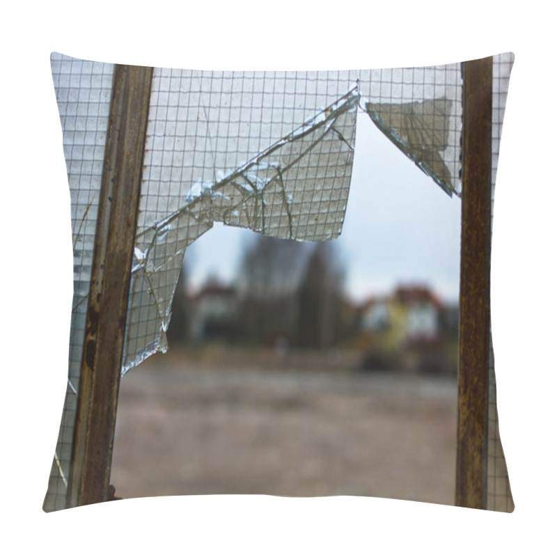 Personality  Damaged Glass Pillow Covers