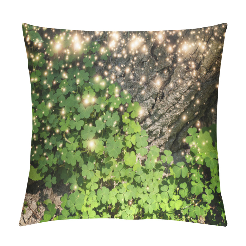 Personality  Shamrock Leaves Pillow Covers