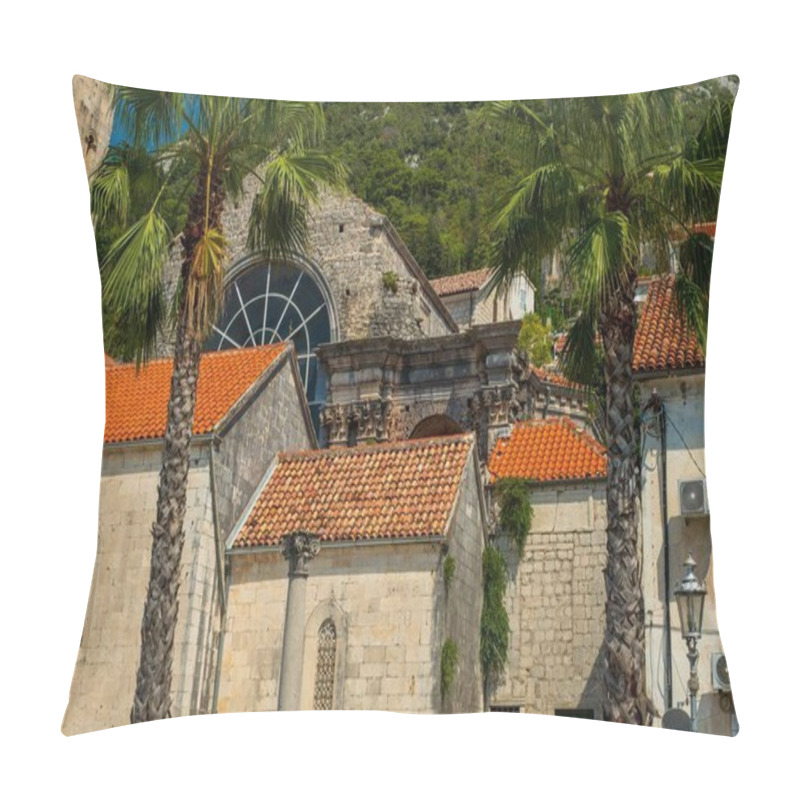 Personality  Bay Of Kotor, Montenegro - August 22, 2024: A View Of Historic Stone Buildings With Red-tiled Roofs, Featuring Tall Palm Trees And A Large Arched Window, Blending Mediterranean And Architectural Charm. Pillow Covers