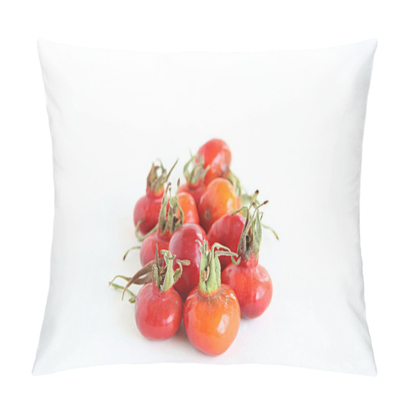 Personality  Red Fruits Of Wild Rose On White Background Pillow Covers