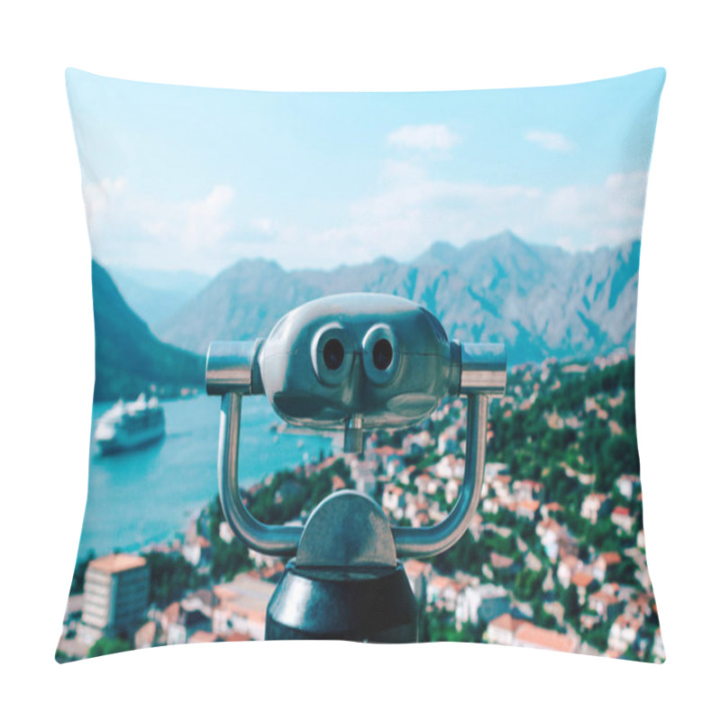 Personality  Observation Binoculars Looking Bay Pillow Covers