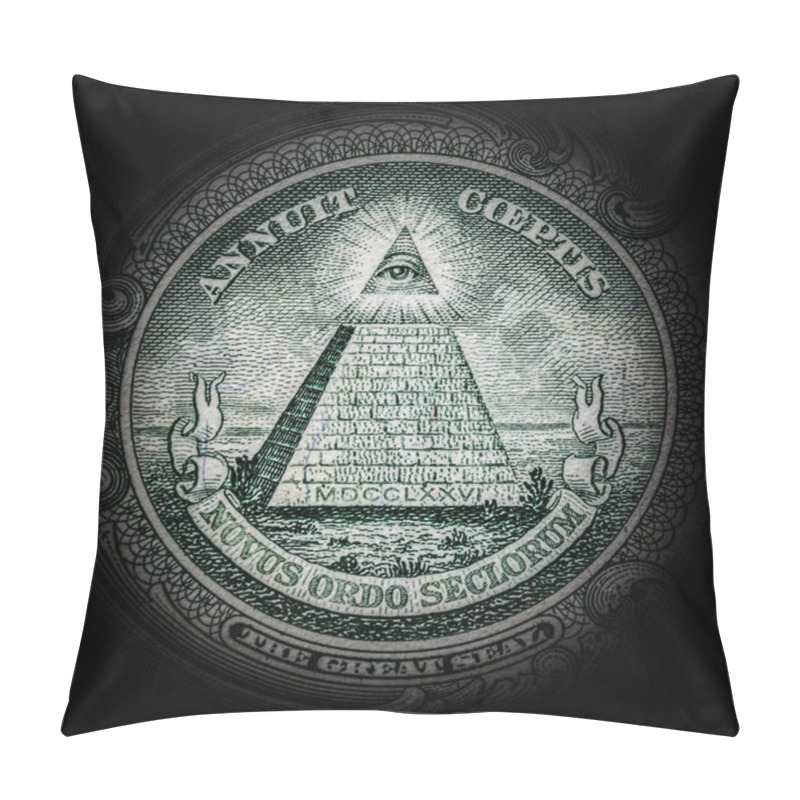 Personality  Pyramid With All-seeing Eye Pillow Covers