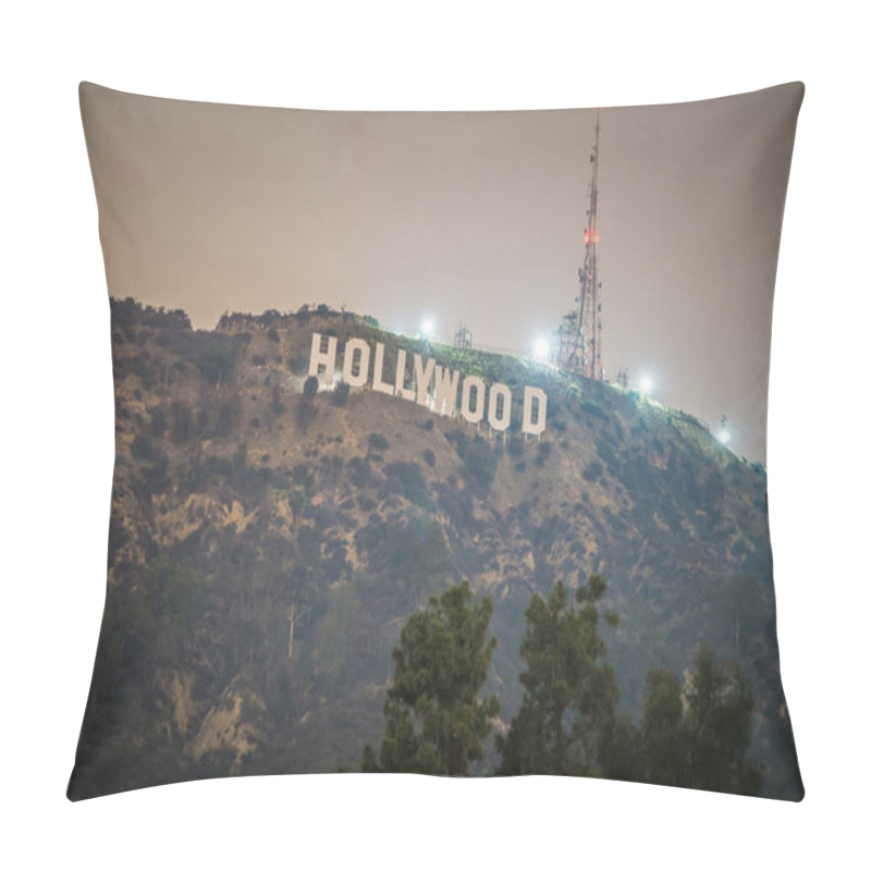 Personality  Hollywood Sign Lit At Night Pillow Covers