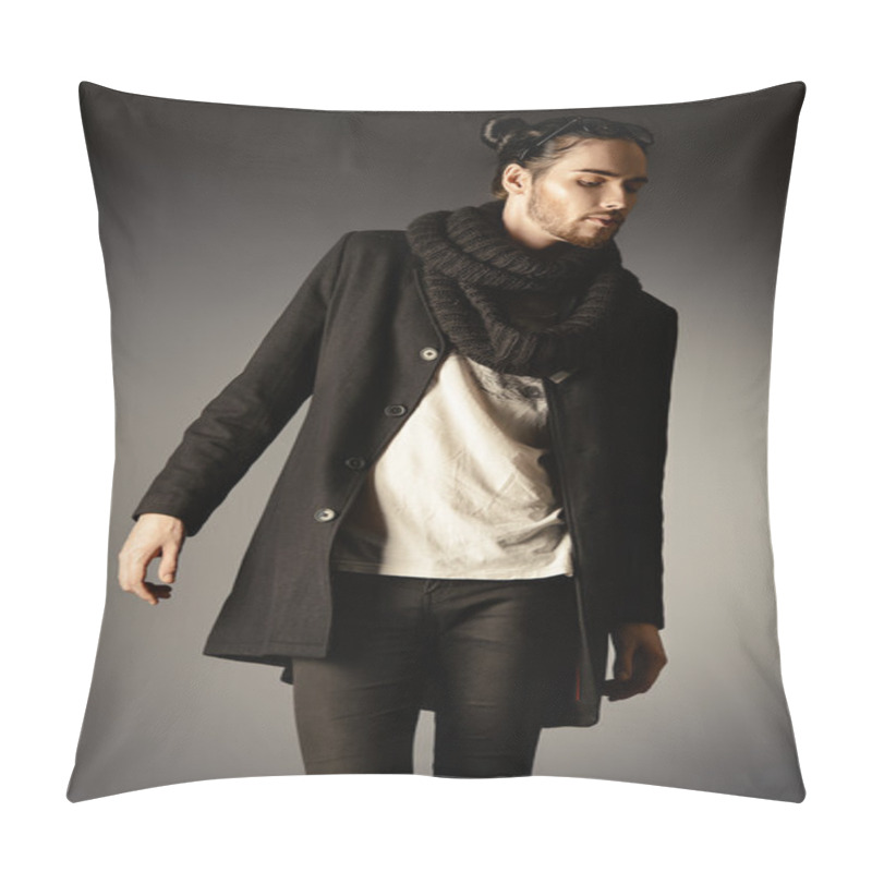 Personality  Dynamic Fashion Posing Pillow Covers