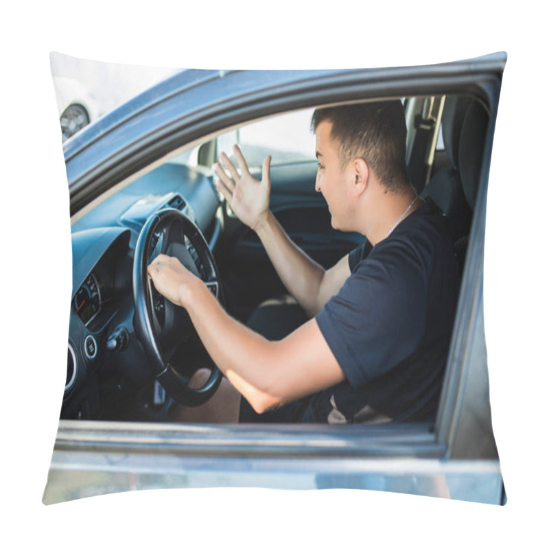 Personality  Side View Of Angry Man In Suit Driving Car And Beeps Pillow Covers