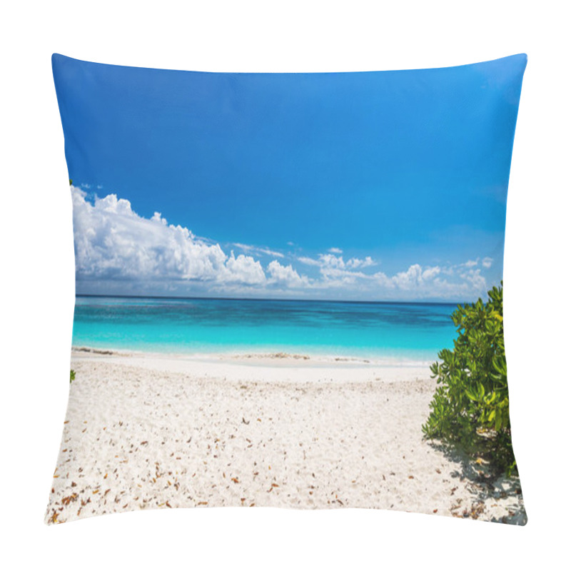 Personality  Sky And White Sand Beach At Koh Tachai Simiranthai Islands National Park Pillow Covers