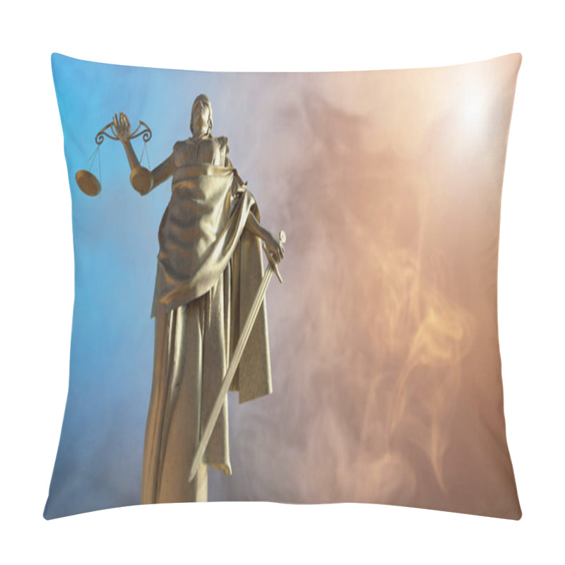 Personality  Lady Justice Statue 3d Render Pillow Covers