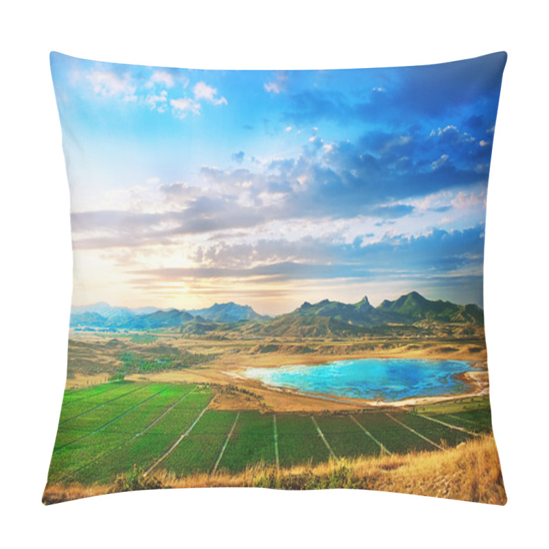 Personality  Mountain Valley Pillow Covers