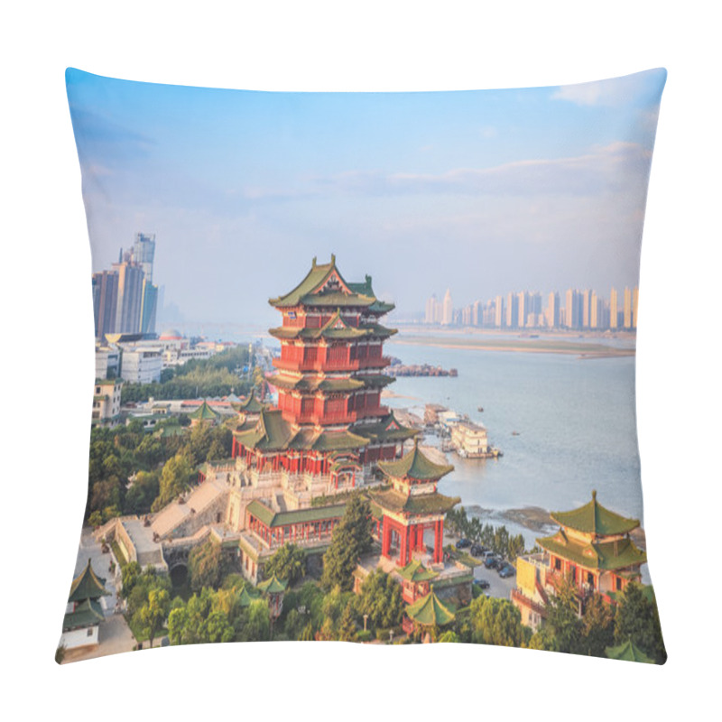 Personality  Low Angle Of Light Shining On The Tengwang Pavilion Pillow Covers