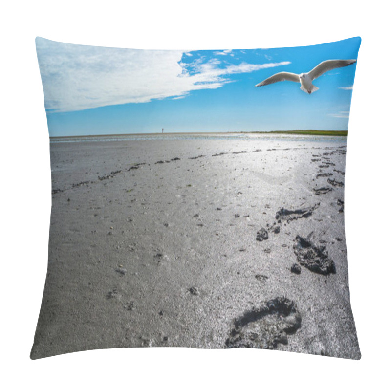 Personality  Footprints In The Mudflat Pillow Covers