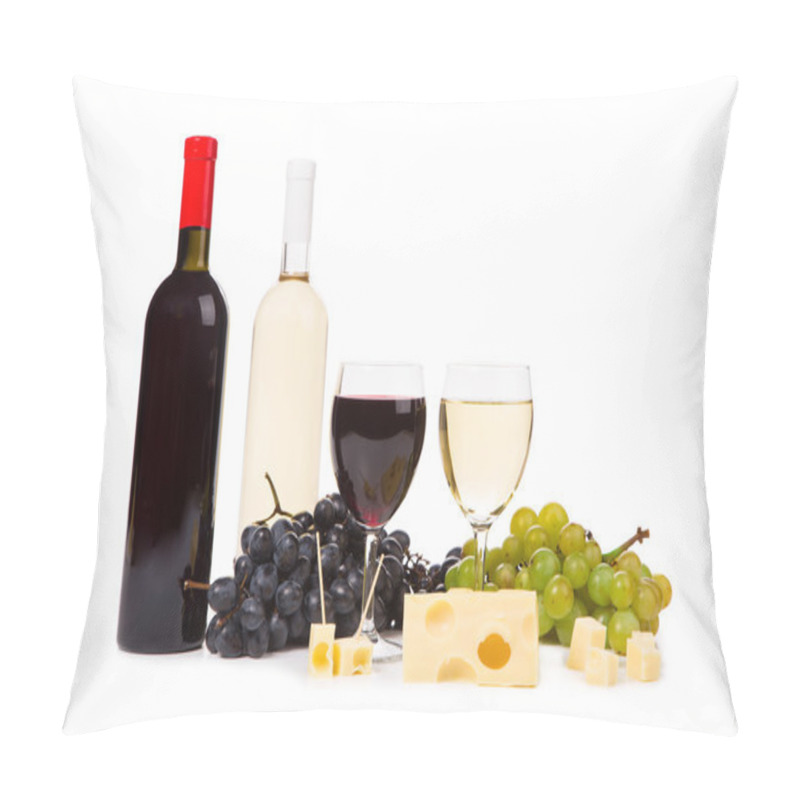 Personality  Two Bottles Of Wine And Grapes Pillow Covers