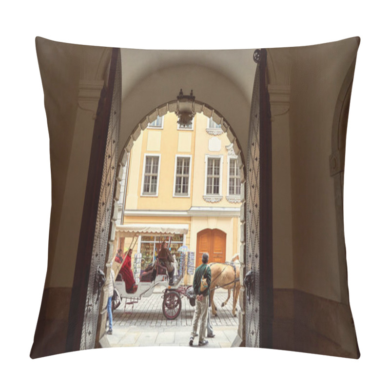 Personality  GERMANY, DRESDEN - 26 JUNE 2018: Travelers Walking Near Old Historical Buildings Pillow Covers