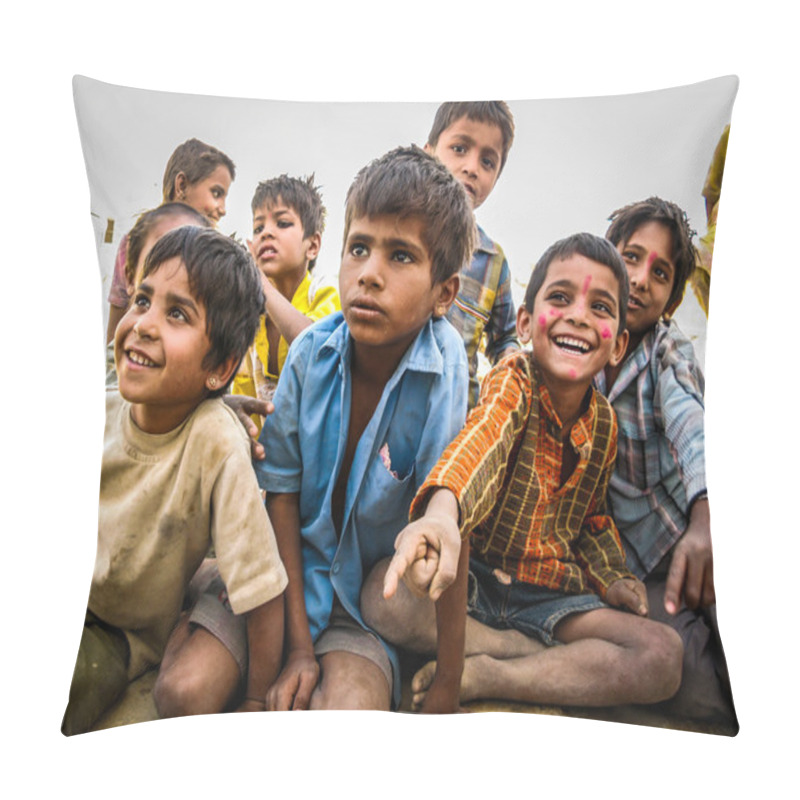 Personality  Indian Kids In The Jaisalmer Desert, Rajasthan, India Pillow Covers