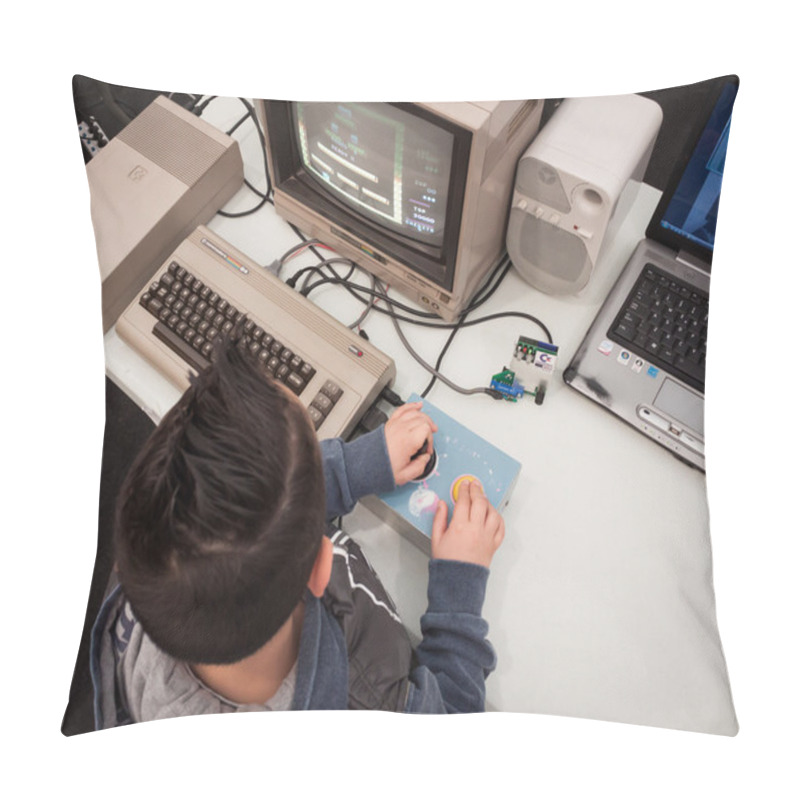 Personality  Kid Playing Video Games At Robot And Makers Show Pillow Covers