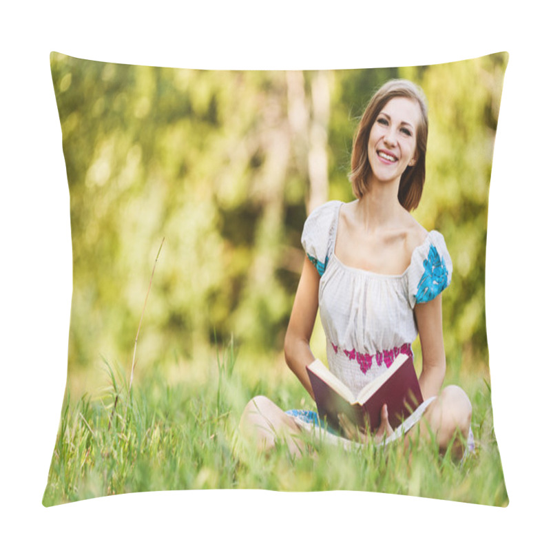 Personality  Portrait Beautiful Short-haired Young Woman Reading Book Pillow Covers