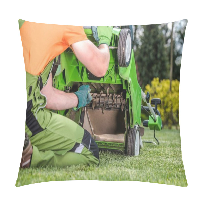 Personality  Lawn Scarifier Problem Pillow Covers