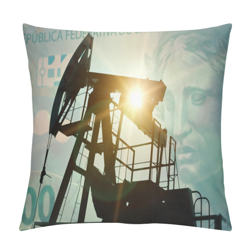 Personality  Oil Pump With Brazilian Banknote Pillow Covers