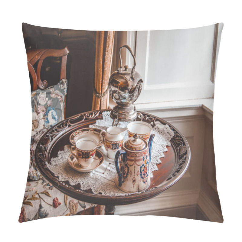 Personality  Tea Set. Pillow Covers