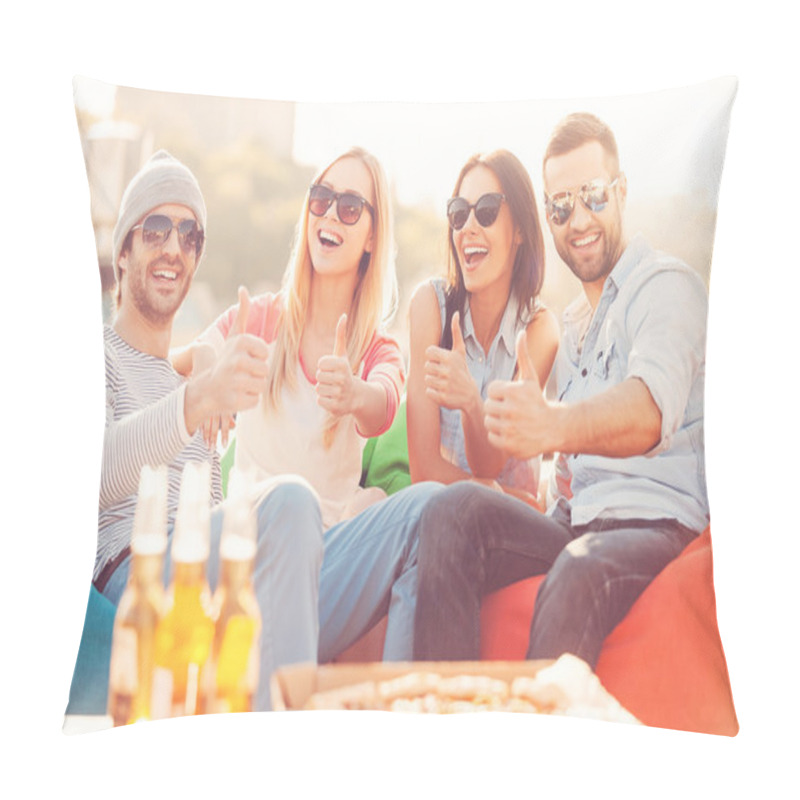 Personality  People Showing Thumbs Up At Terrace Pillow Covers