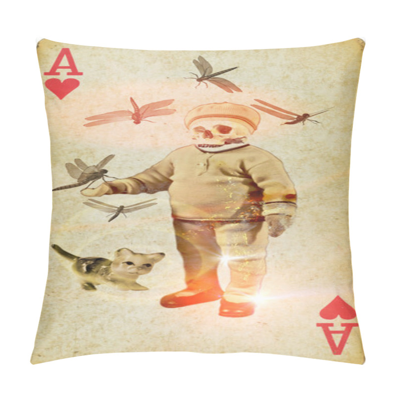 Personality  Do Not Feed The Pigeons, Feed Rather Dragonflies ! Pillow Covers