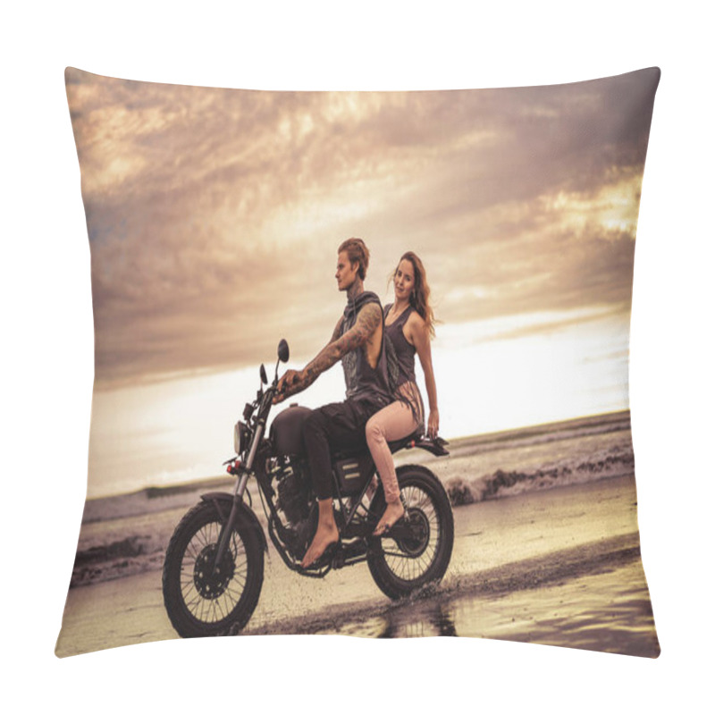 Personality  Couple Riding Motorcycle On Ocean Beach In Morning Pillow Covers