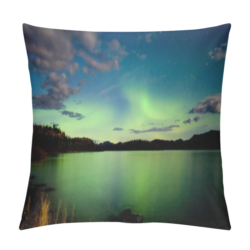 Personality  Aurora Borealis (Northern Lights) Display Pillow Covers